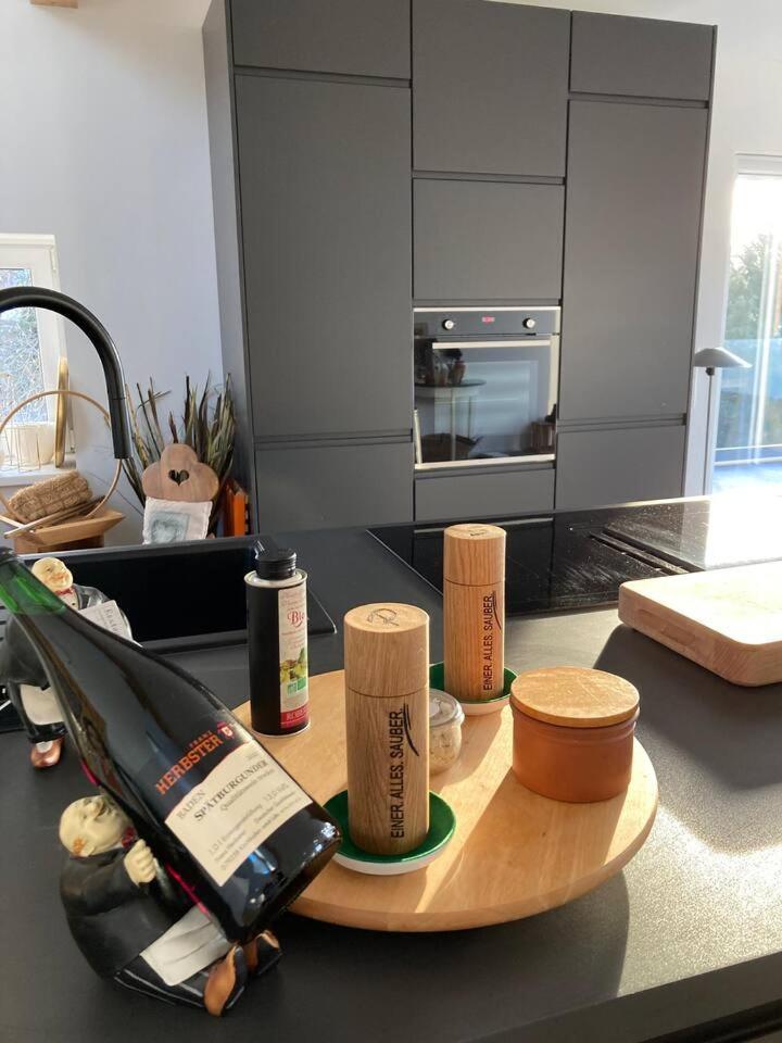 Apartamento Neues Penthouse-Loft Mit Konuskarte Fuer Gratis Oepnv Ehrenkirchen Exterior foto