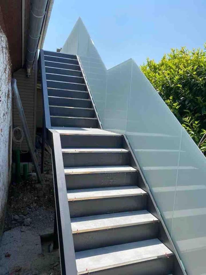 Apartamento Neues Penthouse-Loft Mit Konuskarte Fuer Gratis Oepnv Ehrenkirchen Exterior foto